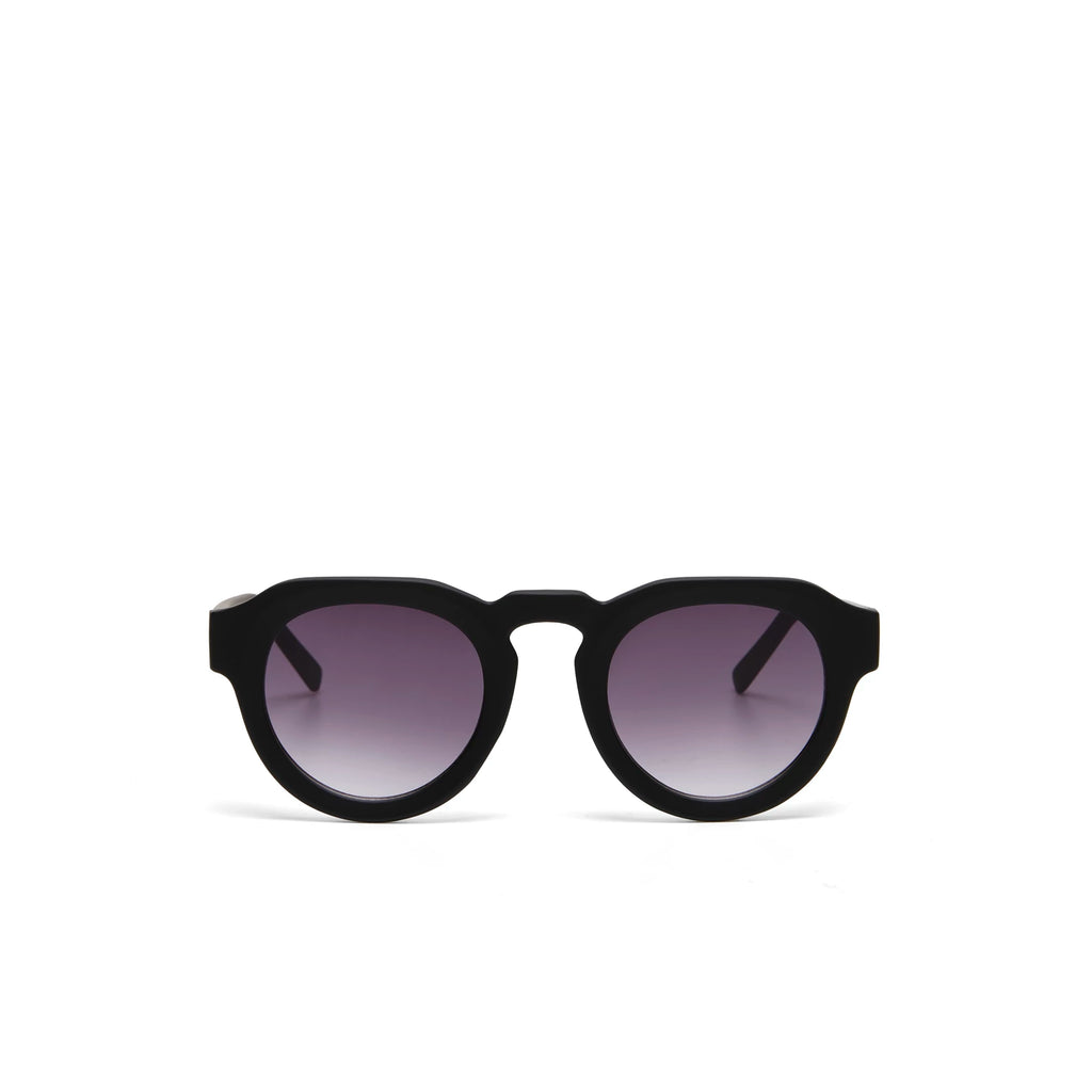 OKKIA Zeno Sunglasses - UV400 Protection Eyewear Designed in Italy - Unisex Fashion Sunglasses - Black