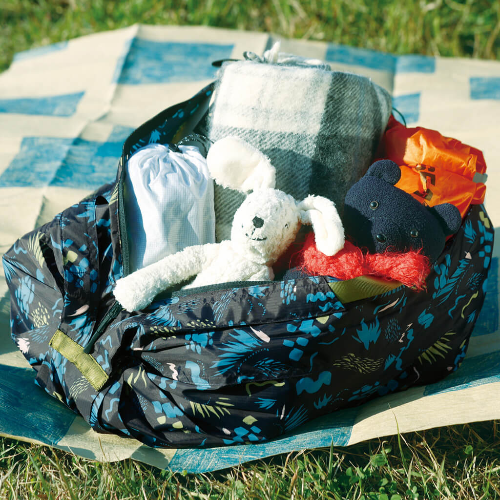 Shupatto Compact Packable Shopping Bag with Easy Storage - Grassland, Large (27L)