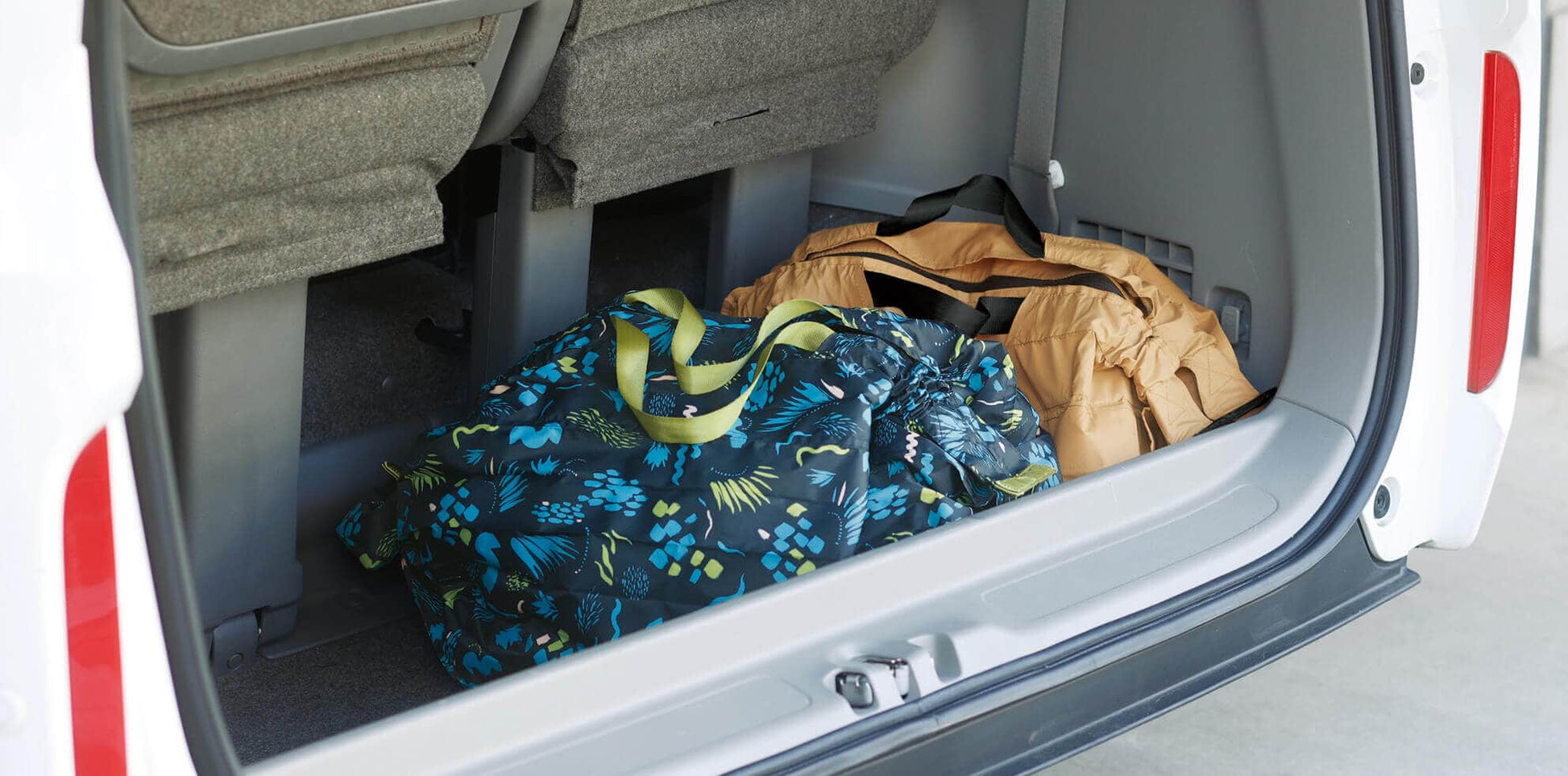 Shupatto Compact Packable Shopping Bag with Easy Storage - White Birch, Large (27L)